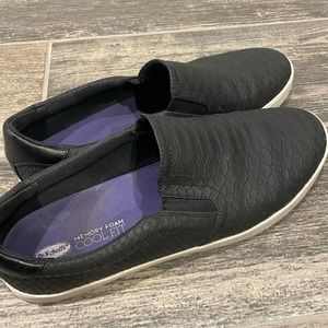 Slightly warn Dr. Scholl's memory foam cool fit flats